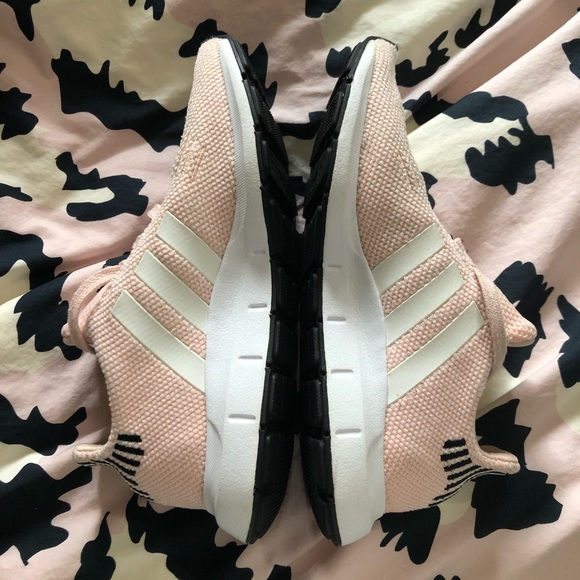 Adidas Swift Run Shoes - Picture 12 of 14